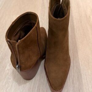 Brand New Vince Camuto Brown Suede Leather Ankle Boots Size 9
